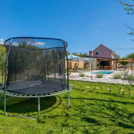 Eli Rustic Villa *