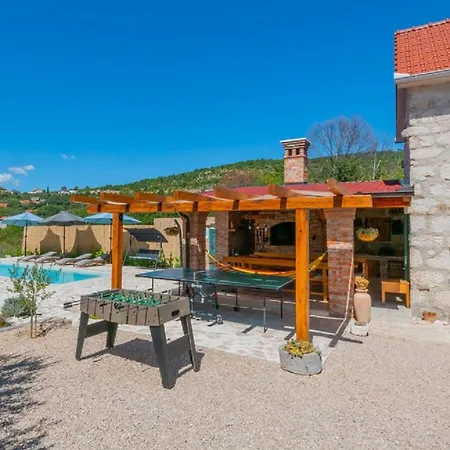 Villa Eli Rustic *